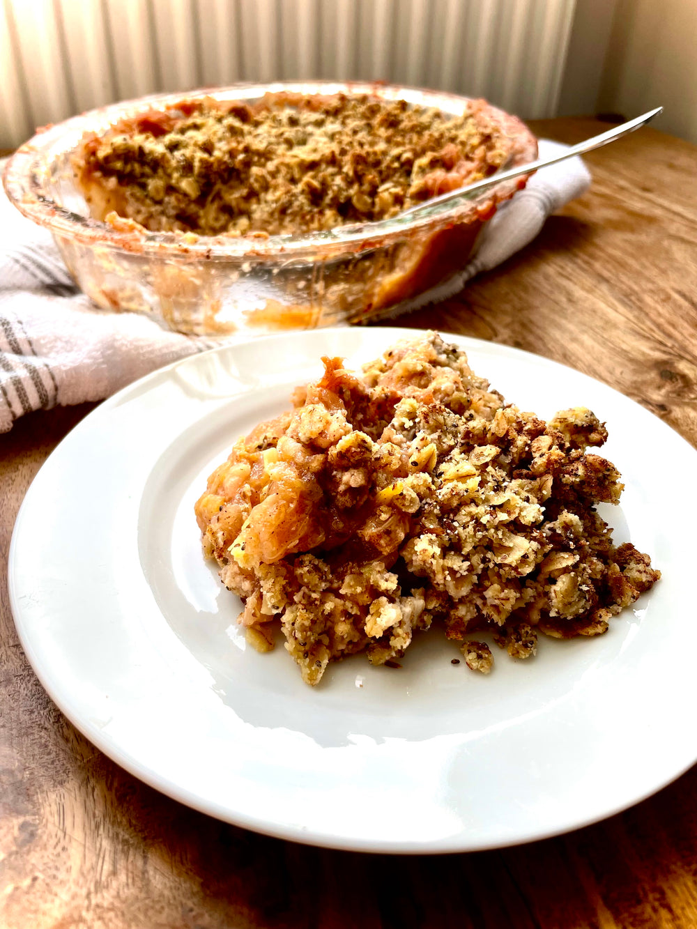Apple and Rhubarb Crumble