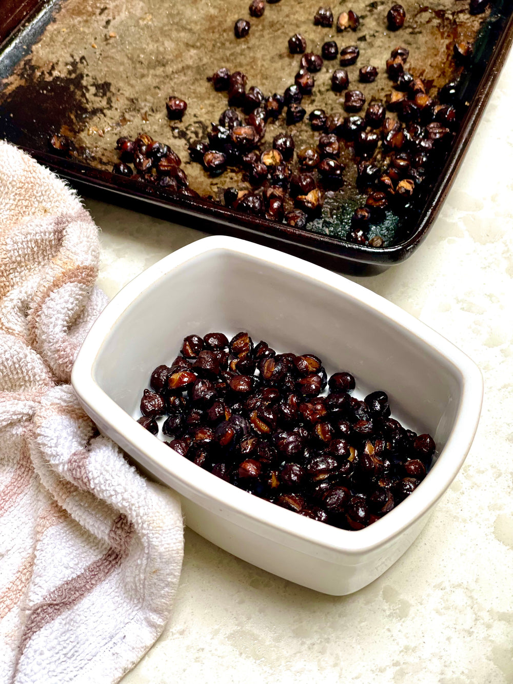 Roasted Black Chickpeas