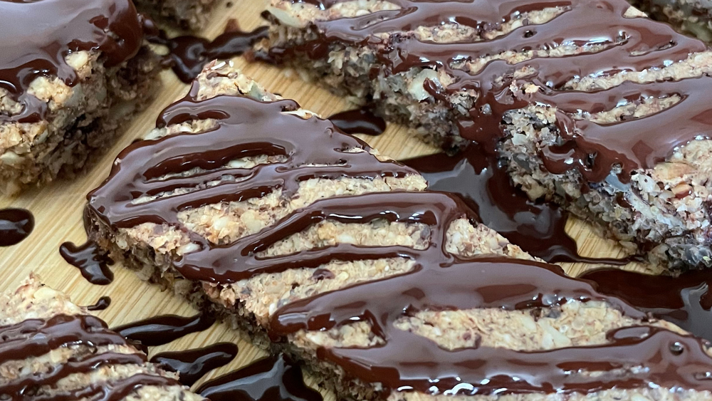 No Bake Chocolate Granola Bars